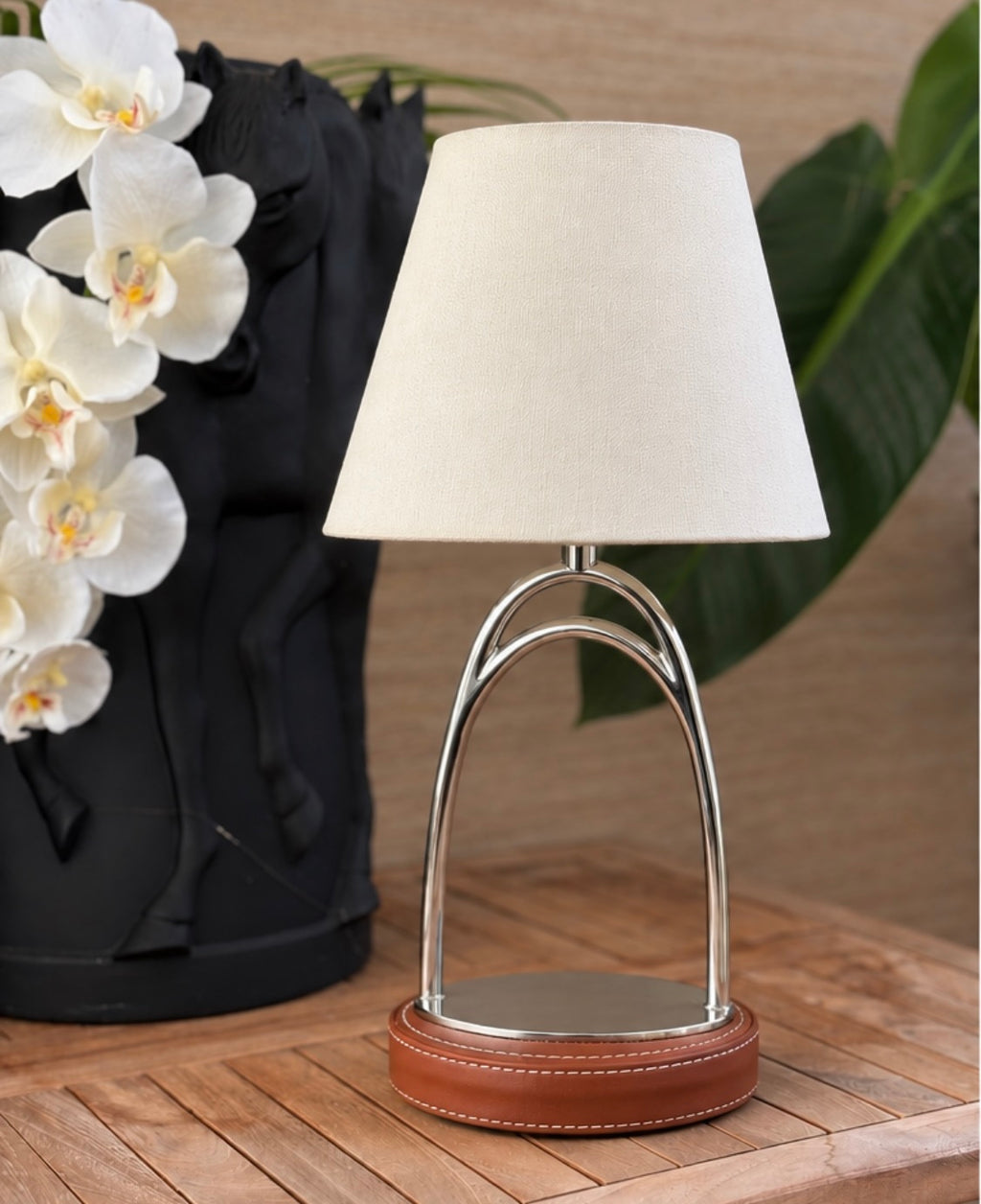 Stirrup Cordless Lamp